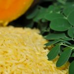 基因改造「黃金米」是甚麼？它在菲律賓研發，據稱含豐富維他命A，或可明年量產，卻引發不少爭議……