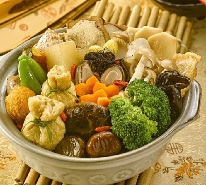 選購或製作素盆菜，大家要注意食材及醬汁兩方面的選取（圖︰網上圖片）。
