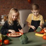 英國越來越多學童茹素，原因是甚麼？學校能夠提供足夠的素食選擇嗎？
