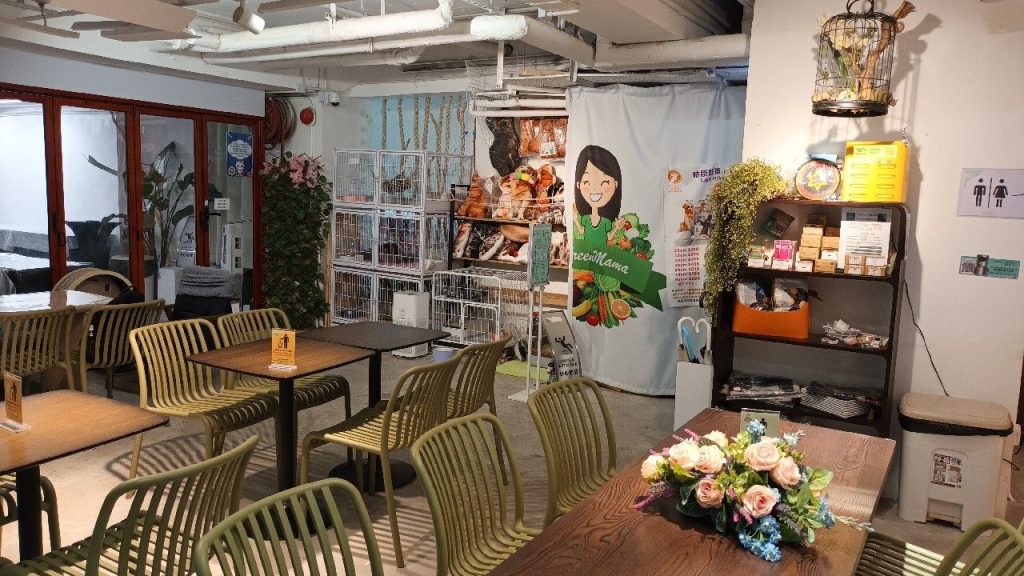 小店還兼賣多款貓貓主題產品，以及喵星人日常用品。愛貓人士來到這裏，肯定樂上大半天。