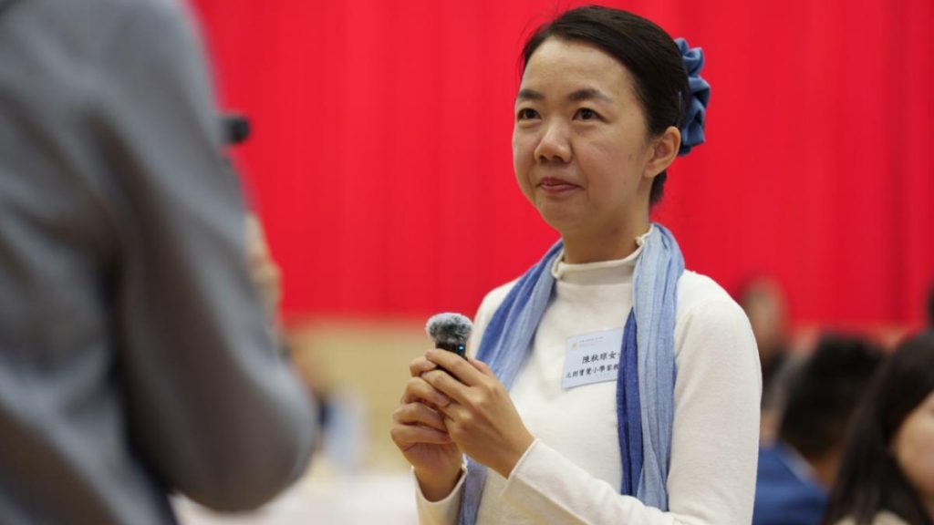 元朗寶覺小學家教會主席陳秋琼女士認為這次高桌晚宴，是一場有溫度的盛宴（圖：佛教沈香林紀念中學）。